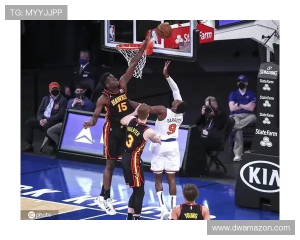 老鹰与尼克斯激战正酣比分胶着赛季精彩瞬间回顾