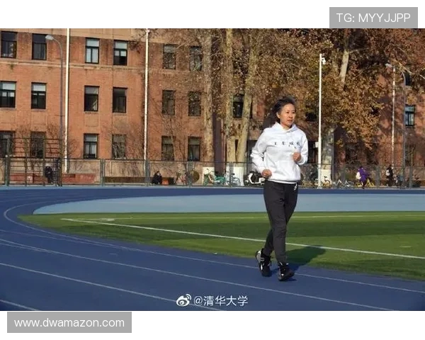 重庆网球队逆袭之旅的真实记录与奋斗精神的展现